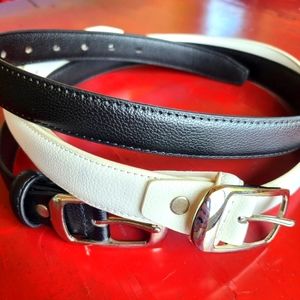 Set of two belts size Small back and white leather look